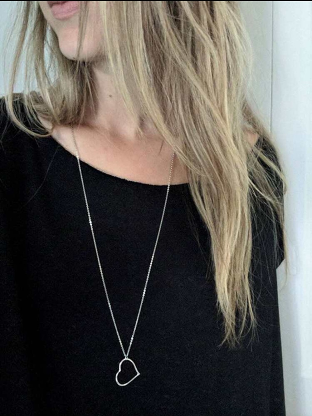Trendy boutique Silver Open Heart Pendant Necklace